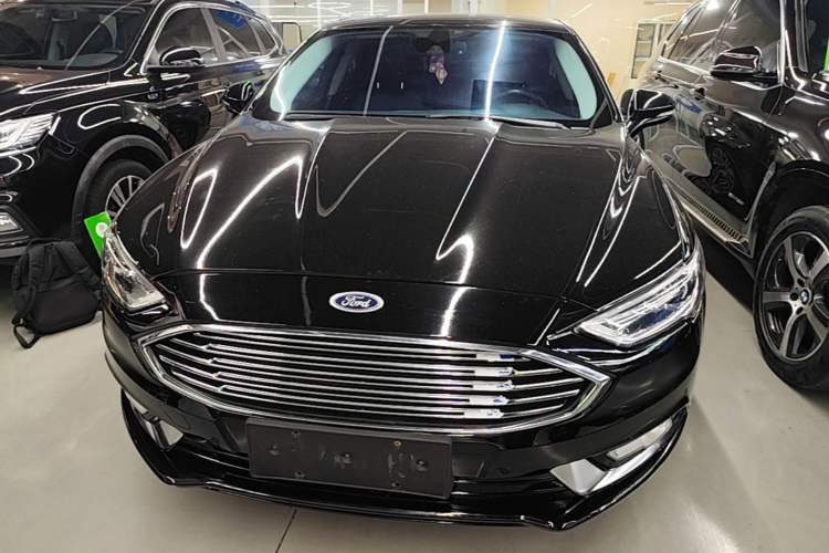 Used Ford Mondeo 2017 EcoBoost 180 Luxury Model Front