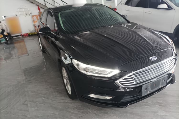 Used Ford Mondeo 2017 EcoBoost 180 Stylish Model Front Right 45 Deg