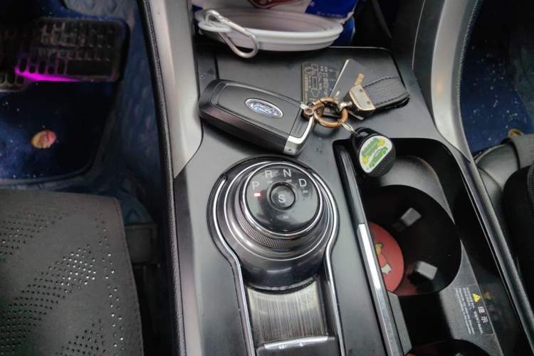 Used Ford Mondeo 2017 Facelifted EcoBoost 180 Fashion Edition Gear Lever