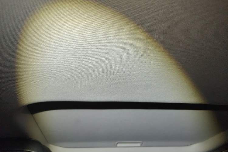 Used Ford Mondeo 2017 EcoBoost 200 Luxury Model Headliner