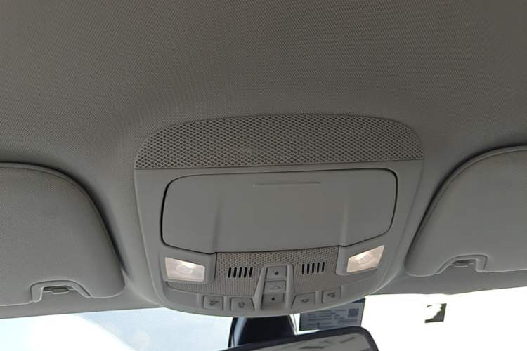 Used Ford Mondeo 2017 EcoBoost 200 Stylish Model Headliner