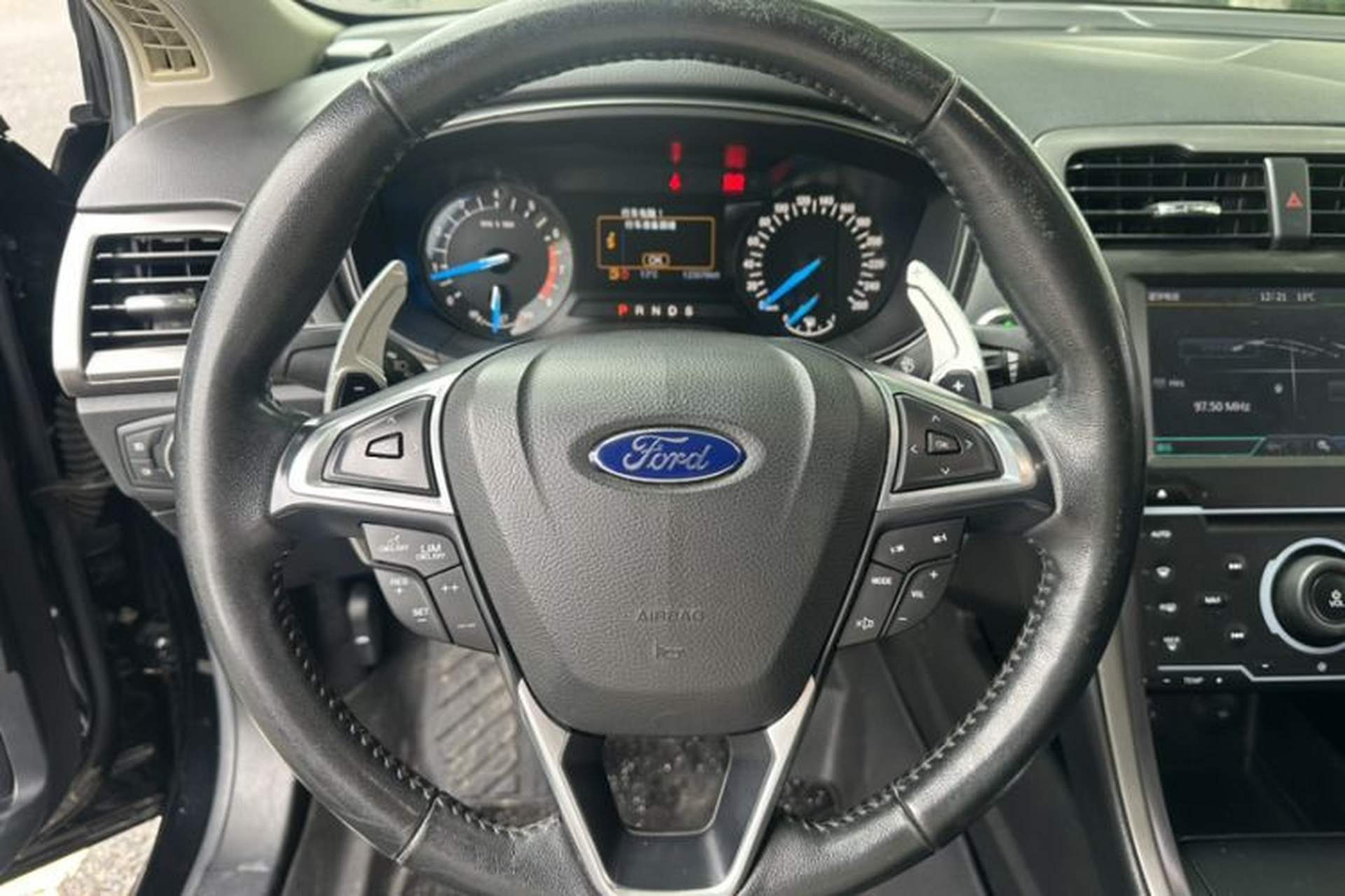 Used Ford Mondeo 2017 EcoBoost 180 Stylish Model Interior 1