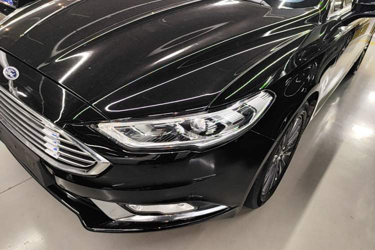 Used Ford Mondeo 2017 EcoBoost 180 Luxury Model Left Front Headlight