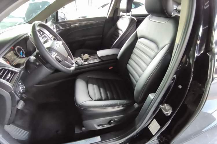 Used Ford Mondeo 2017 Restyled EcoBoost 200 Fashion Edition Left Front Seat