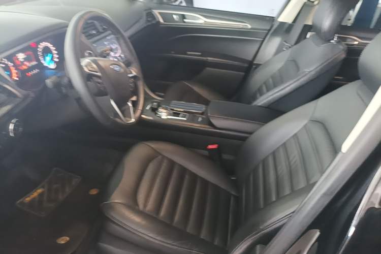 Used Ford Mondeo 2017 EcoBoost 180 Stylish Model Left Front Seat