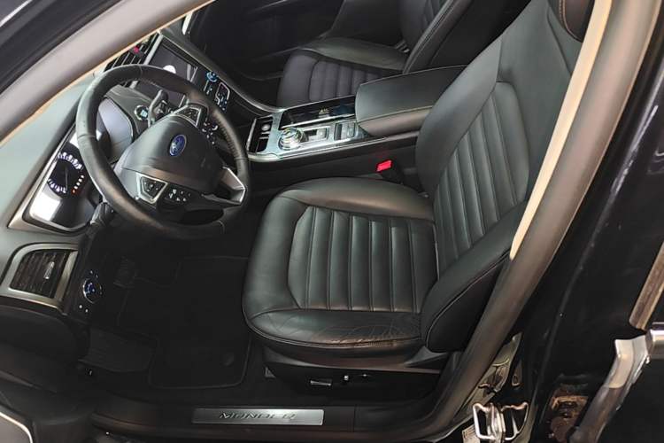 Used Ford Mondeo 2017 EcoBoost 180 Luxury Model Left Front Seat