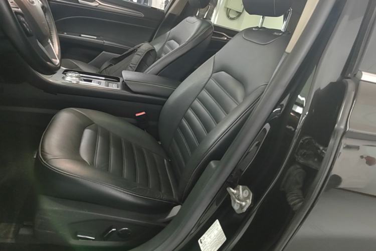 Used Ford Mondeo 2017 EcoBoost 180 Stylish Model Left Front Seat
