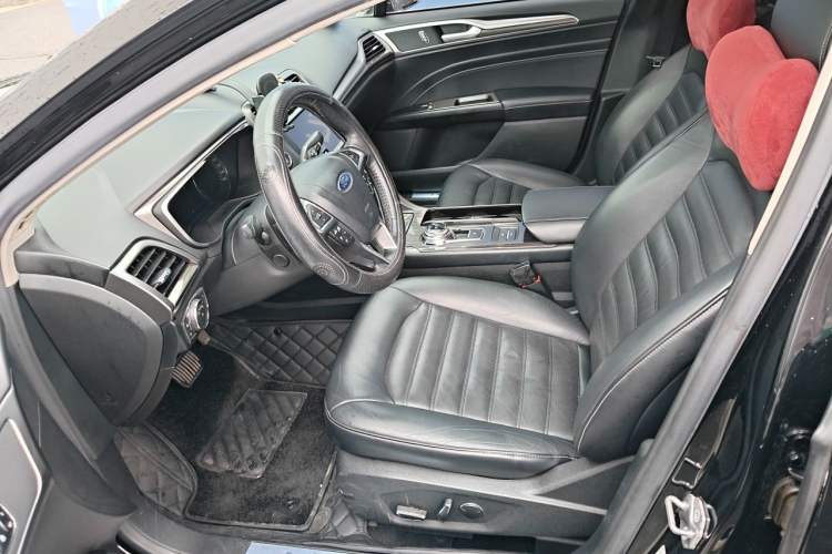 Used Ford Mondeo 2017 EcoBoost 180 Ultimate Model Left Front Seat