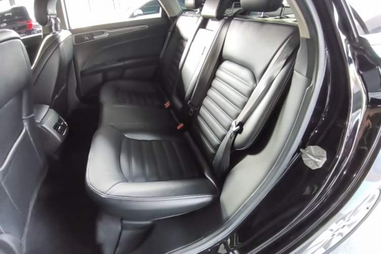Used Ford Mondeo 2017 Restyled EcoBoost 200 Fashion Edition Left Rear Seat