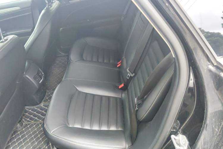 Used Ford Mondeo 2017 EcoBoost 180 Stylish Model Left Rear Seat