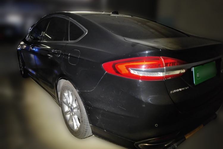Used Ford Mondeo 2017 EcoBoost 200 Luxury Model Rear Left 45 Deg