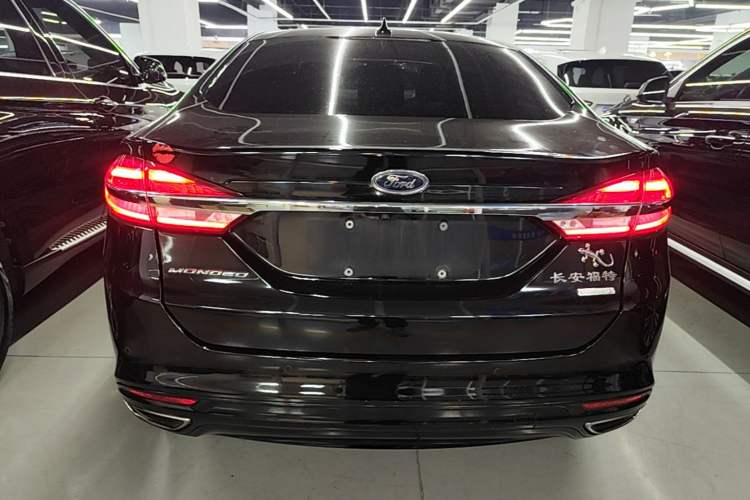 Used Ford Mondeo 2017 EcoBoost 180 Luxury Model Rear