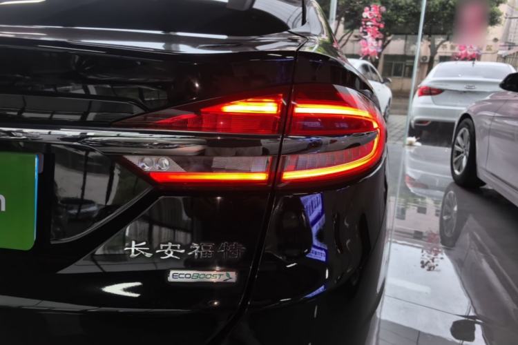 Used Ford Mondeo 2017 EcoBoost 180 Stylish Model Right Rear Taillight