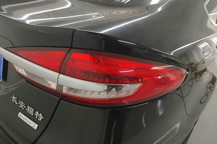 Used Ford Mondeo 2017 EcoBoost 180 Stylish Model Right Rear Taillight