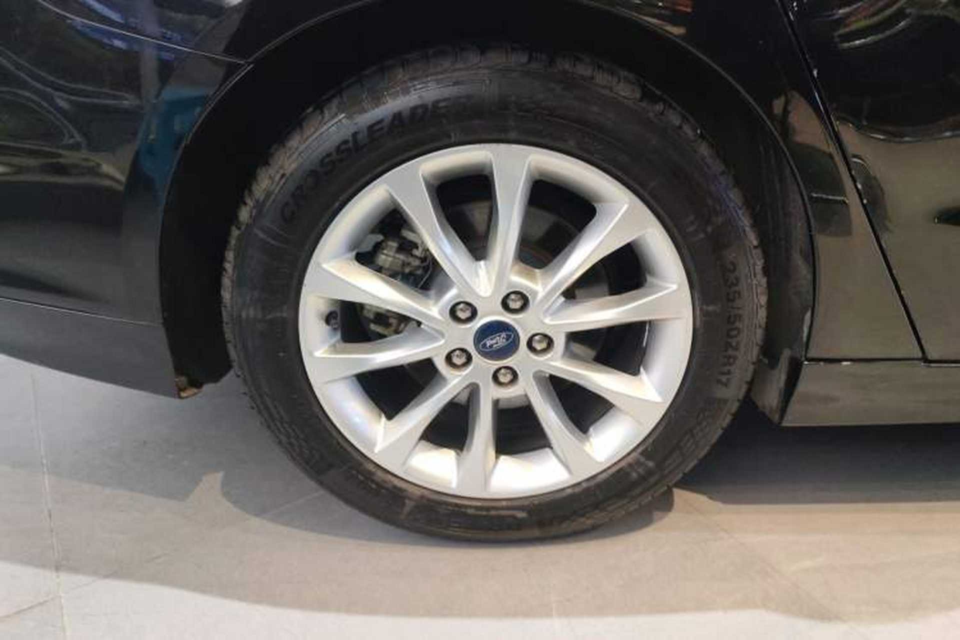 Used Ford Mondeo 2017 EcoBoost 180 Stylish Model Right Rear Wheel Hub