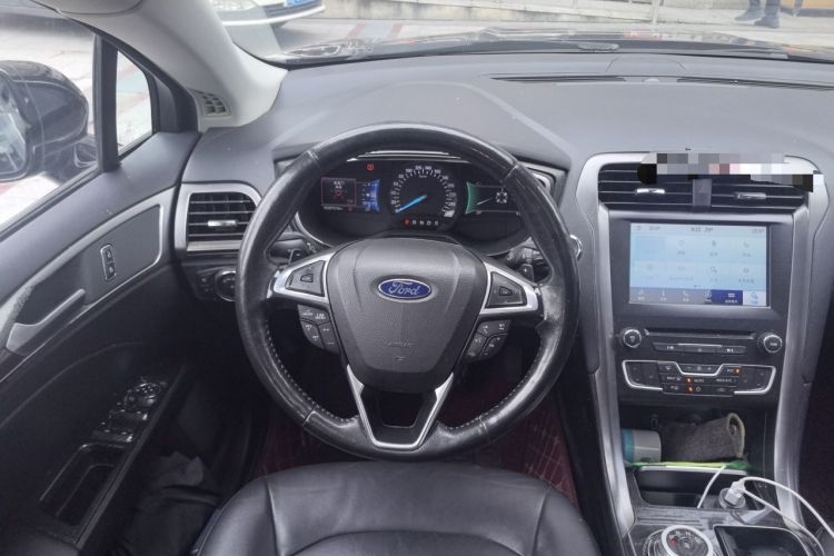 Used Ford Mondeo 2017 EcoBoost 200 Luxury Model Steering Wheel