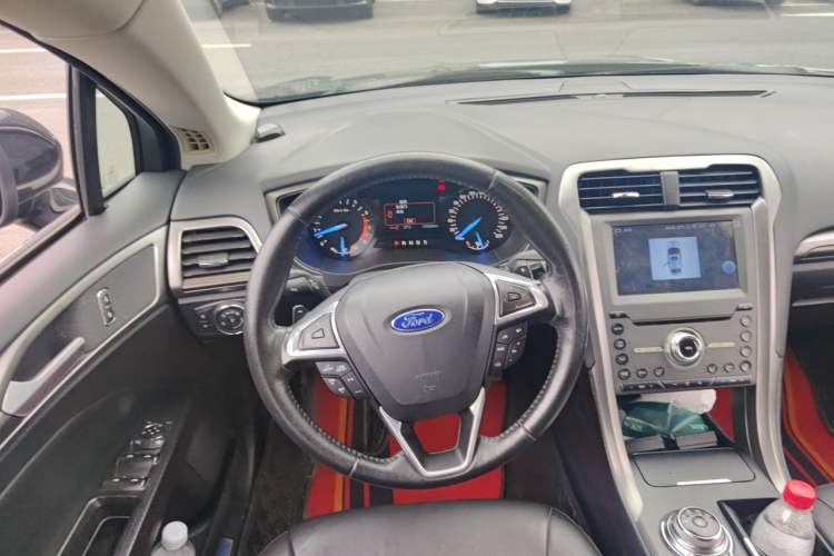 Used Ford Mondeo 2017 Restyled EcoBoost 200 Fashion Edition Steering Wheel