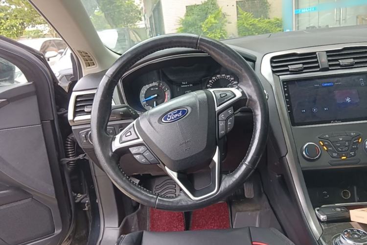 Used Ford Mondeo 2017 EcoBoost 200 Stylish Model Steering Wheel
