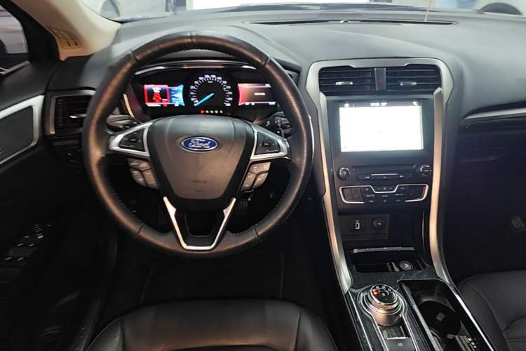 Used Ford Mondeo 2017 EcoBoost 180 Luxury Model Steering Wheel