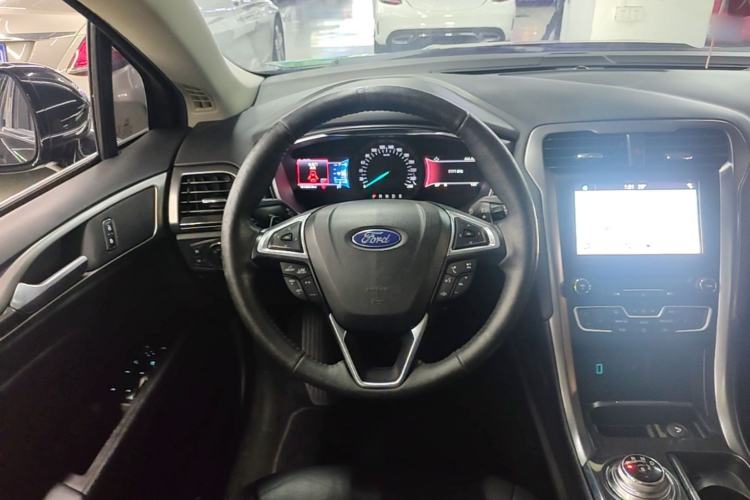 Used Ford Mondeo 2017 EcoBoost 180 Luxury Model Steering Wheel