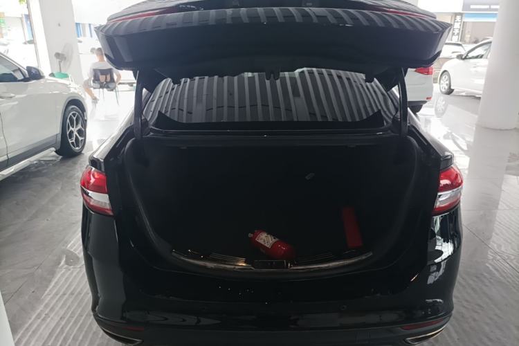 Used Ford Mondeo 2017 EcoBoost 180 Stylish Model Trunk