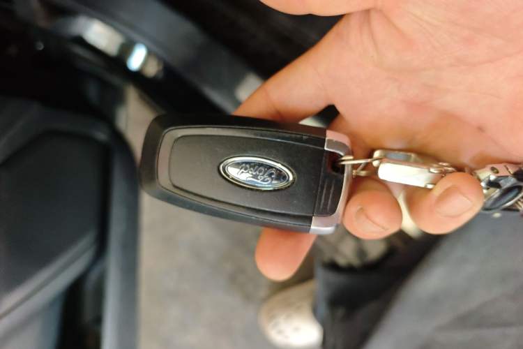 Used Ford Mondeo 2017 EcoBoost 180 Stylish Model Vehicle Key
