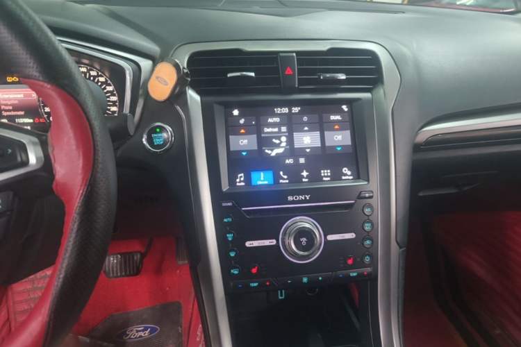 Used Ford Mondeo 2017 EcoBoost 180 Ultimate Model Audio And AC Panel