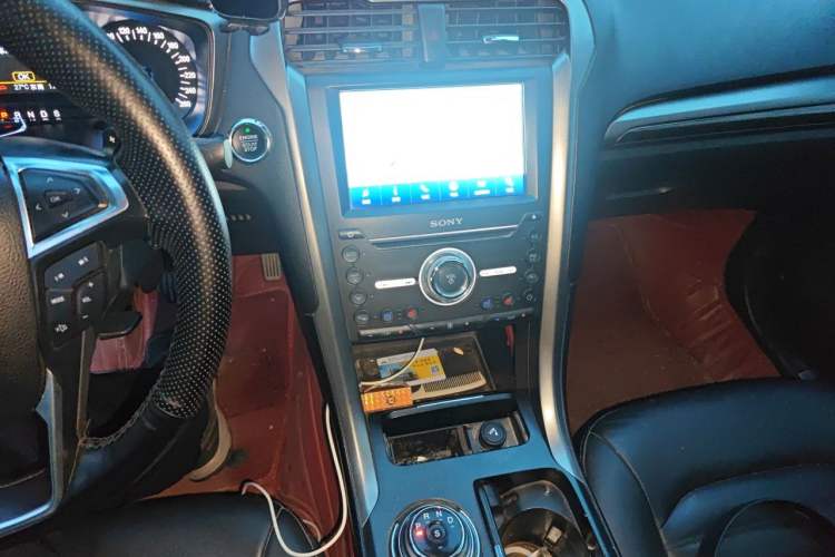 Used Ford Mondeo 2017 EcoBoost 180 Stylish Model Audio And AC Panel