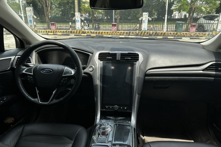 Used Ford Mondeo 2017 EcoBoost 200 Stylish Model Audio And AC Panel