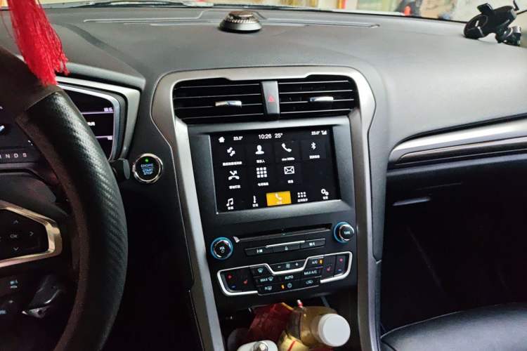 Used Ford Mondeo 2017 EcoBoost 200 Luxury Model Audio And AC Panel