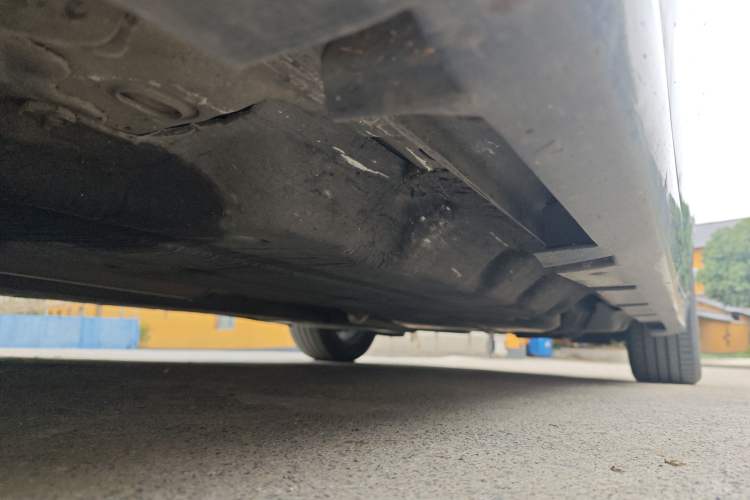 Used Ford Mondeo 2017 2.0L HEV Zhihao Model Chassis Front Left