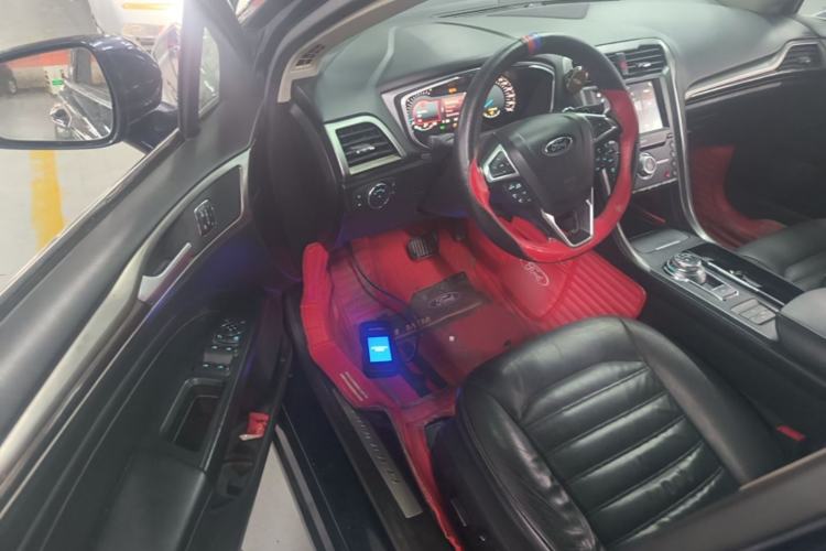 Used Ford Mondeo 2017 EcoBoost 180 Ultimate Model Driver Seat