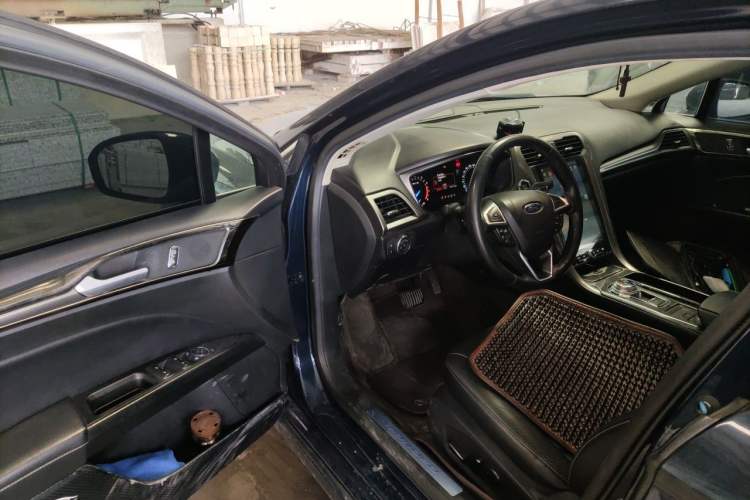 Used Ford Mondeo 2017 EcoBoost 200 Stylish Model Driver Seat