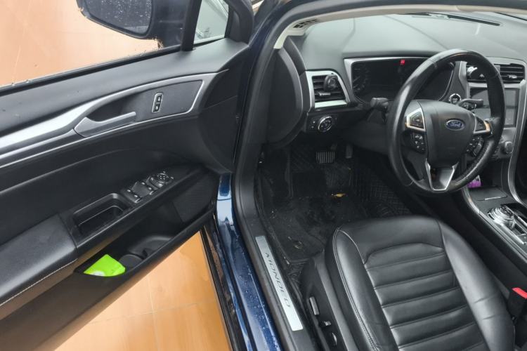 Used Ford Mondeo 2017 EcoBoost 180 Stylish Model Driver Seat