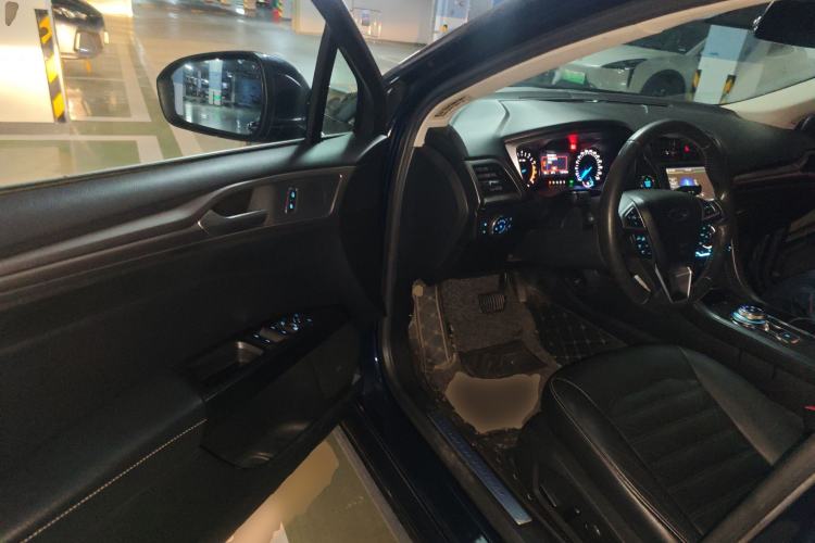 Used Ford Mondeo 2017 EcoBoost 180 Stylish Model Driver Seat