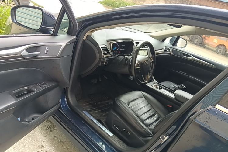 Used Ford Mondeo 2017 EcoBoost 180 Luxury Model Driver Seat