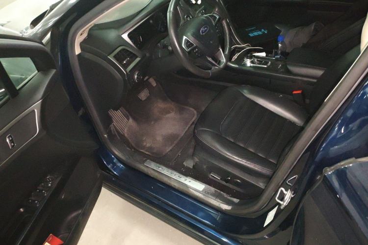 Used Ford Mondeo 2017 EcoBoost 180 Stylish Model Driver Seat