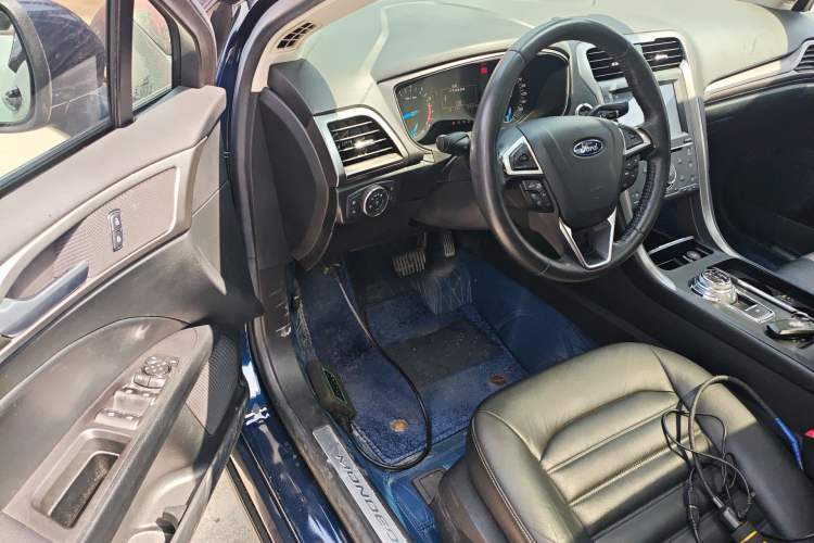 Used Ford Mondeo 2017 EcoBoost 180 Stylish Model Driver Seat