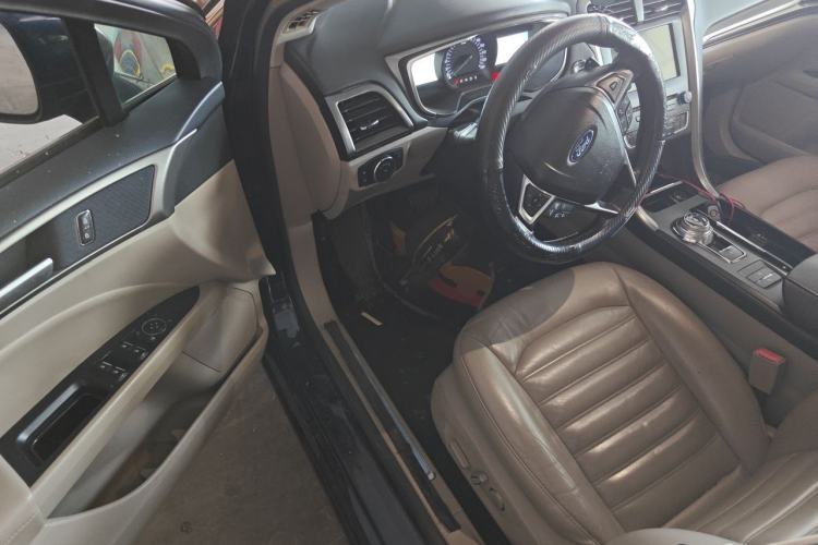 Used Ford Mondeo 2017 EcoBoost 200 Luxury Model Driver Seat