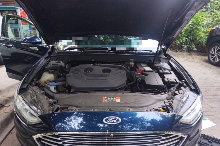 Used Ford Mondeo 2017 EcoBoost 200 Luxury Model Engine Bay