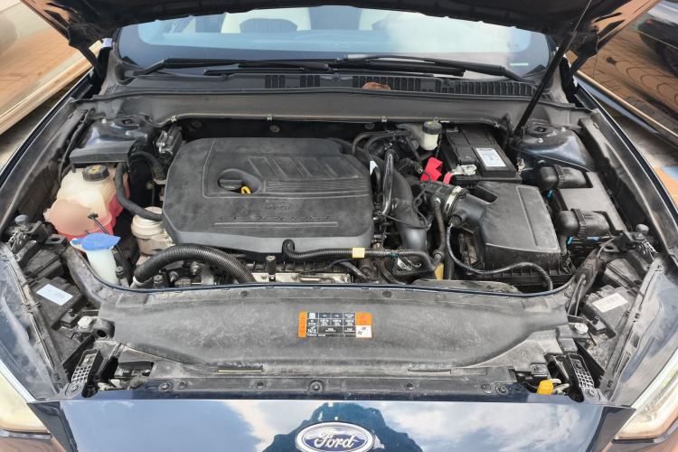 Used Ford Mondeo 2017 EcoBoost 180 Luxury Model Engine Bay