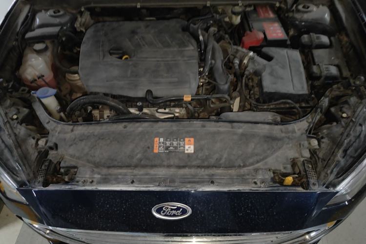 Used Ford Mondeo 2017 EcoBoost 180 Stylish Model Engine Bay