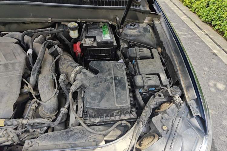 Used Ford Mondeo 2017 EcoBoost 180 Stylish Model Engine Bay Left