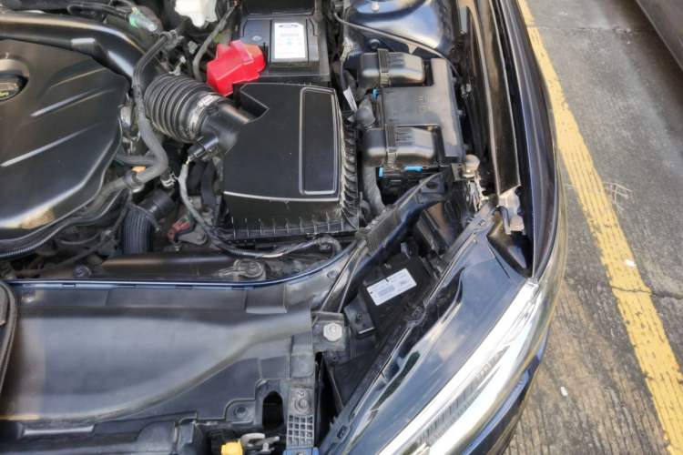 Used Ford Mondeo 2017 EcoBoost 200 Luxury Model Engine Bay Left