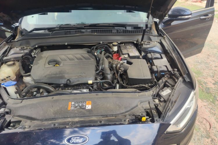 Used Ford Mondeo 2017 EcoBoost 180 Luxury Model Engine Bay Left