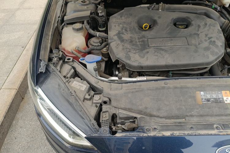 Used Ford Mondeo 2017 EcoBoost 245 Luxury Sport Model Engine Bay Right