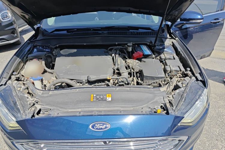 Used Ford Mondeo 2017 EcoBoost 180 Stylish Model Engine Bay