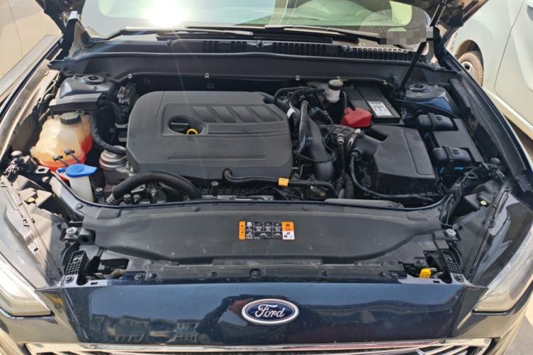 Used Ford Mondeo 2017 EcoBoost 180 Stylish Model Engine Bay