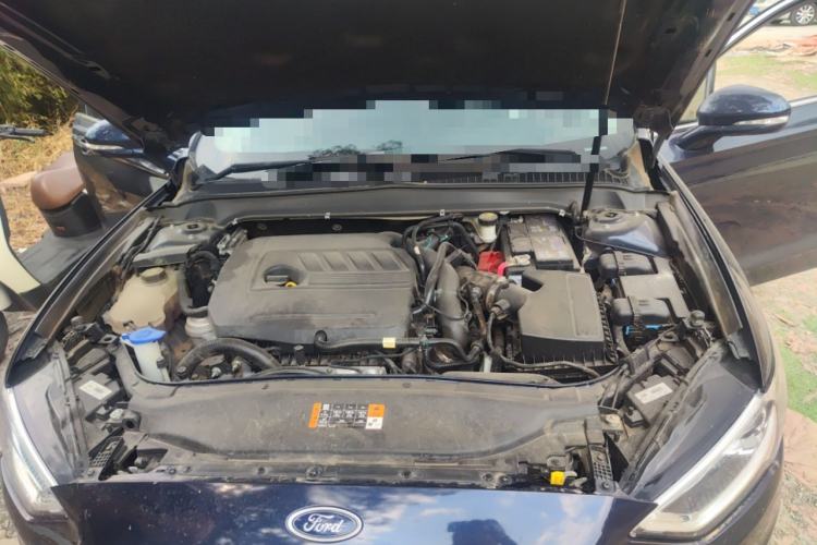 Used Ford Mondeo 2017 EcoBoost 180 Luxury Model Engine Bay