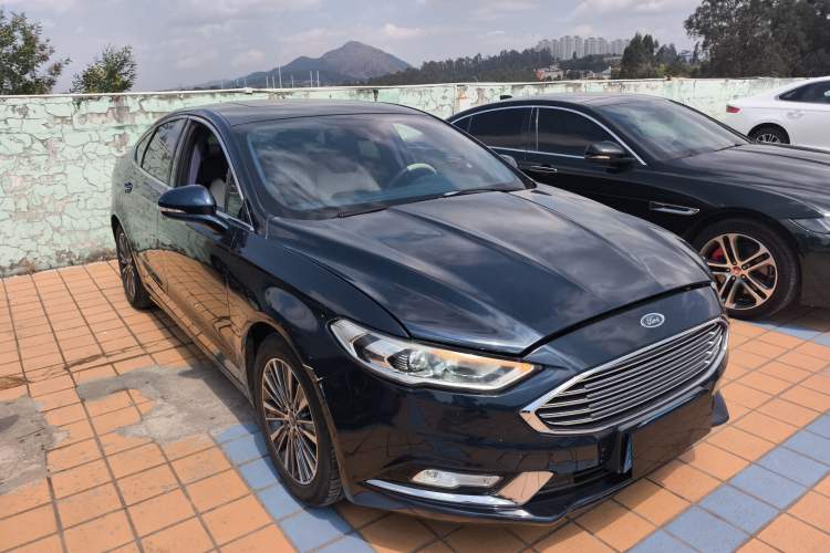 Used Ford Mondeo 2017 EcoBoost 180 Luxury Model Exterior 1